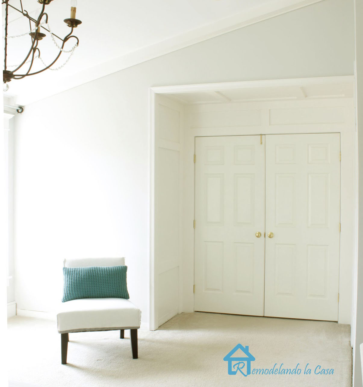 Install Trim Around Door Niche Remodelando La Casa install-trim-around-door-niche-remodelando-la-casa