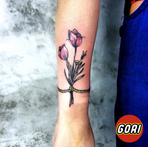 Este bouquet floral