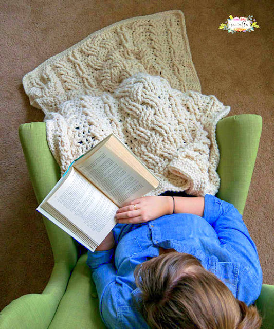 Heirloom Cabled Throw afghan Crochet pattern