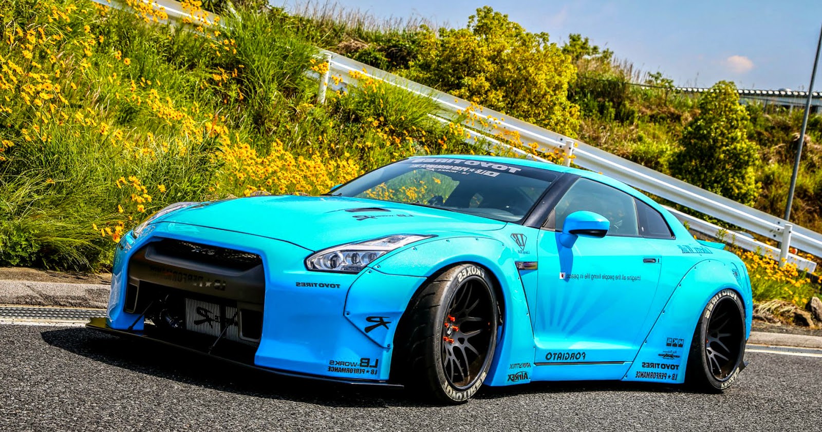 Nissan gtr modified pictures #8