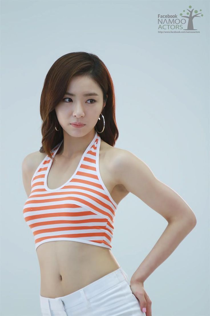 12 Hot Pictures Of Shin Se Kyung! 