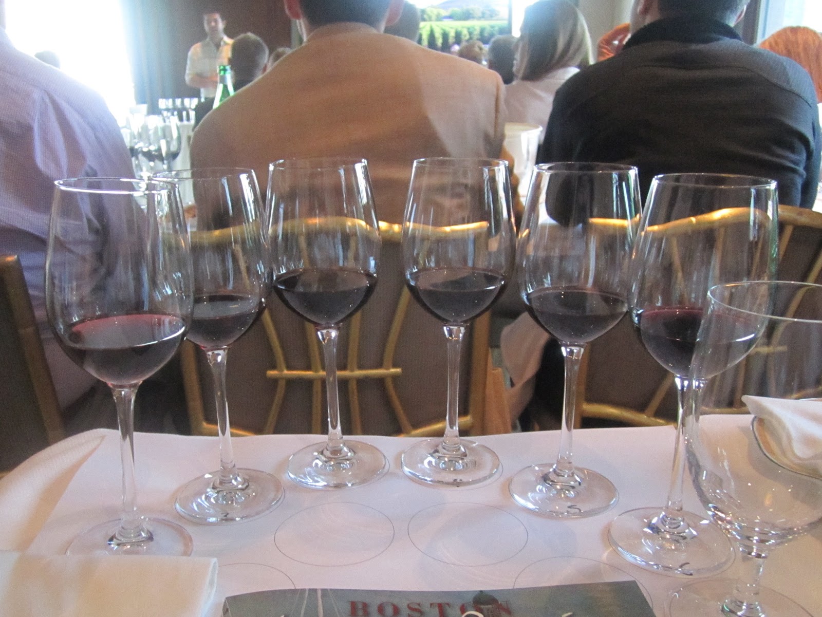 Everything You Need to Know for Enjoying a Flight of Wine - WWP