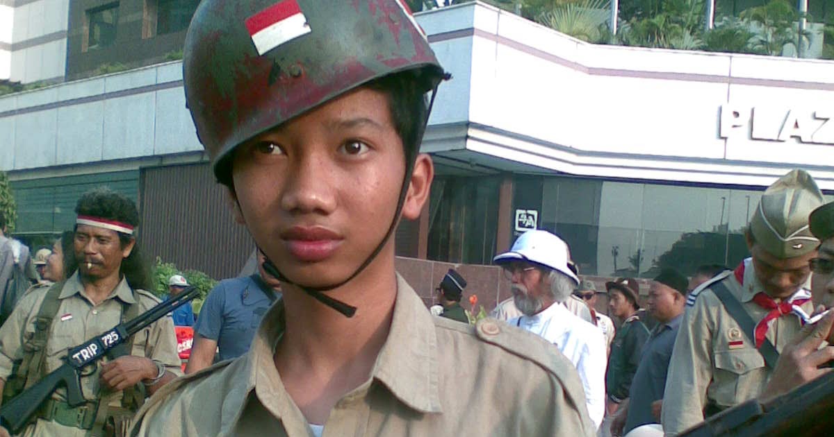 vanpros.org: Menimbang Urgensi dan Relevansi Wajib Militer di Indonesia Abad ke-21