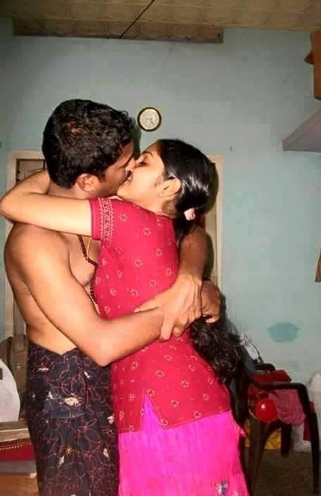 indian bhabhi kissing hot nude pics.