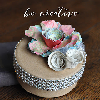 paper flowers on Creative Bag's blog
