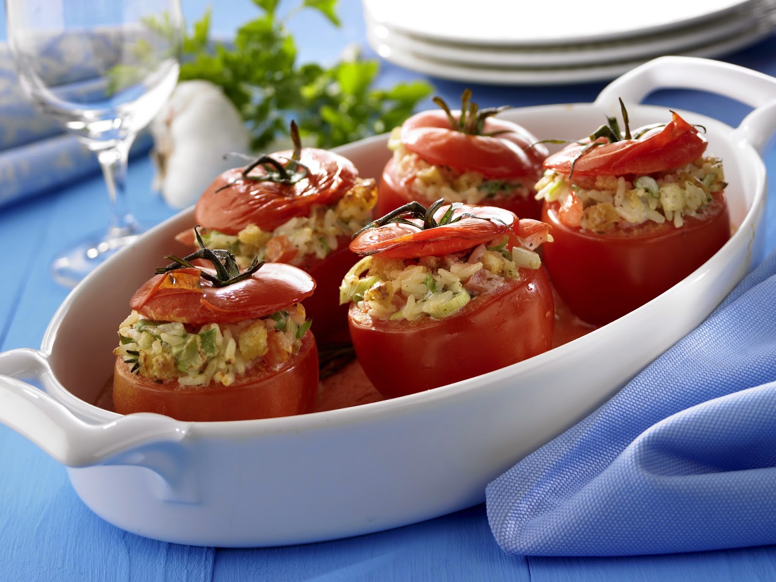 Kitchen-love: Überbackene Tomaten mit Reisfüllung