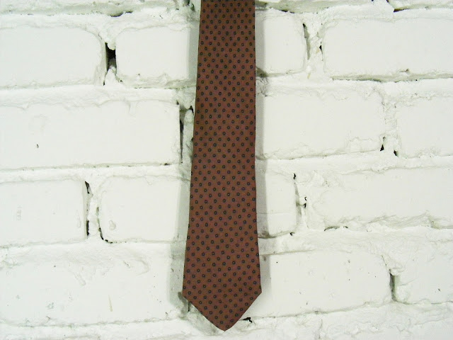 daks necktie