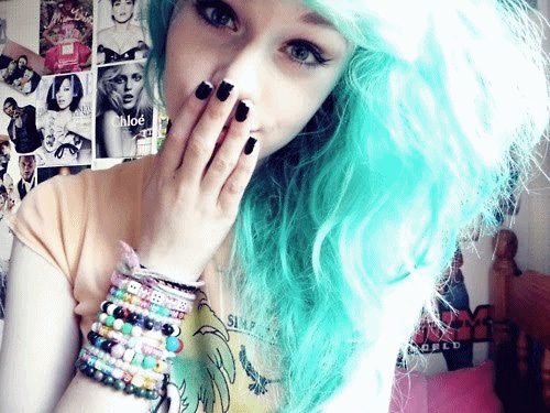 Emo Cam Girl with Blue Hair - wide 1
