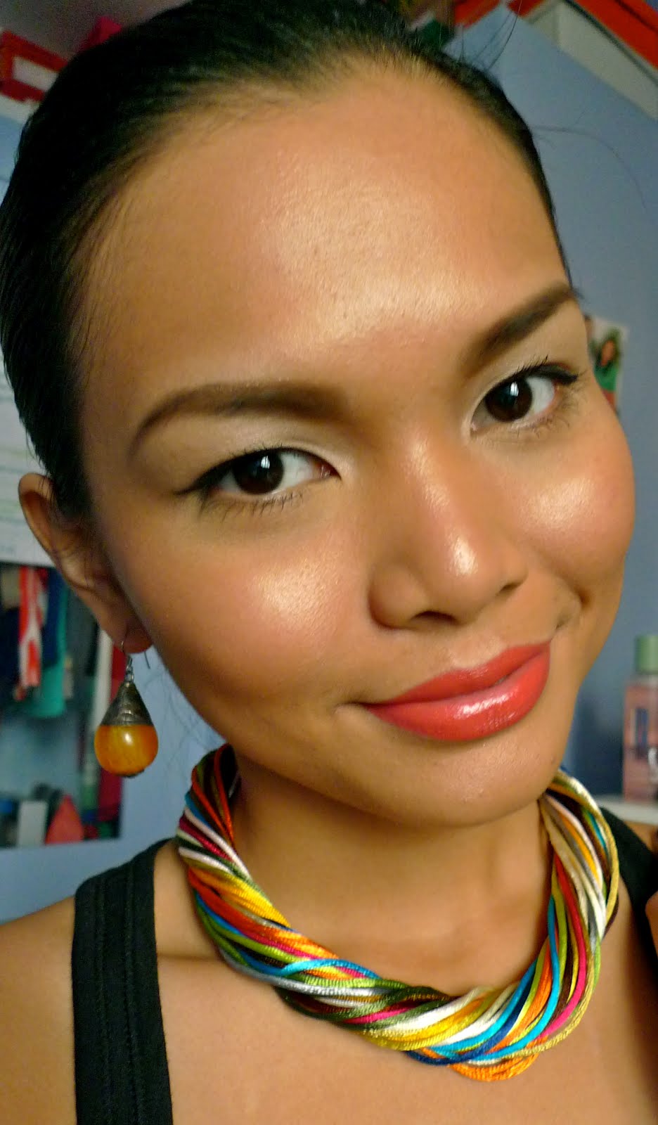 Review Colour Collection Color Intense Lipstick in Salmon