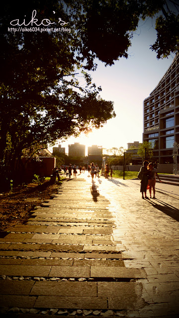 【台北信義】誠品松山菸廠文化園區隨拍＠Casio ZR700＆NX3000。