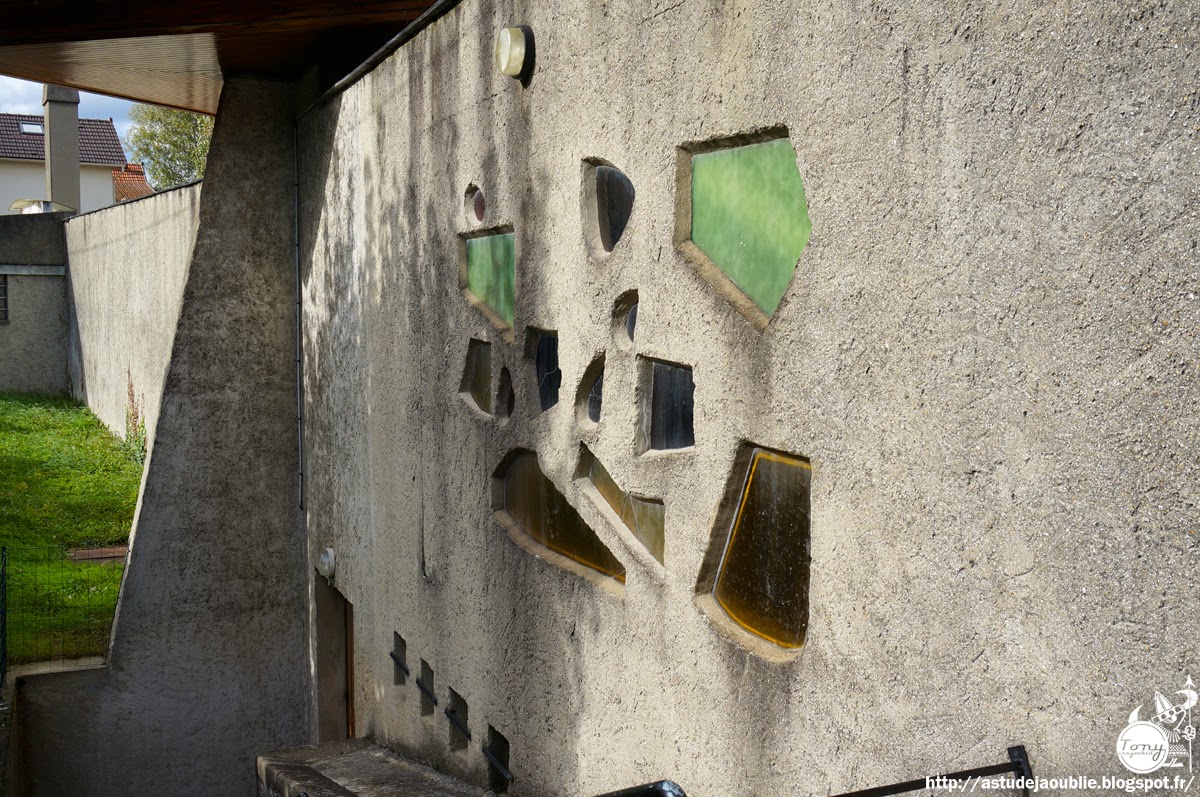 ArnouvillelèsGonesse Église NotreDamedelaPaix