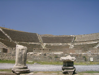 το αρχαίο θέατρο στο Ασκληπιείου Περγάμου