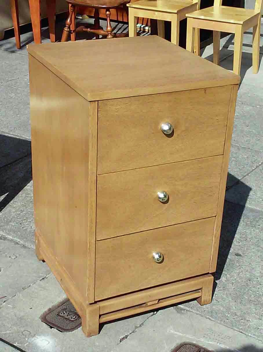 UHURU FURNITURE & COLLECTIBLES SOLD Kent Coffey Limed Mahogany Night