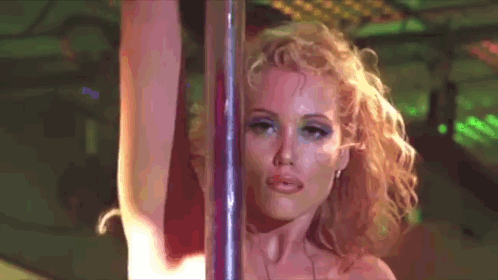 Showgirls 1995 movieloversreviews.filminspector.com
