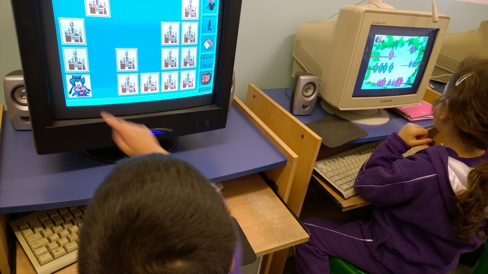Las focas juegan y aprenden con la compu.: FERIA DE JUEGOS EN LA SALA ...
