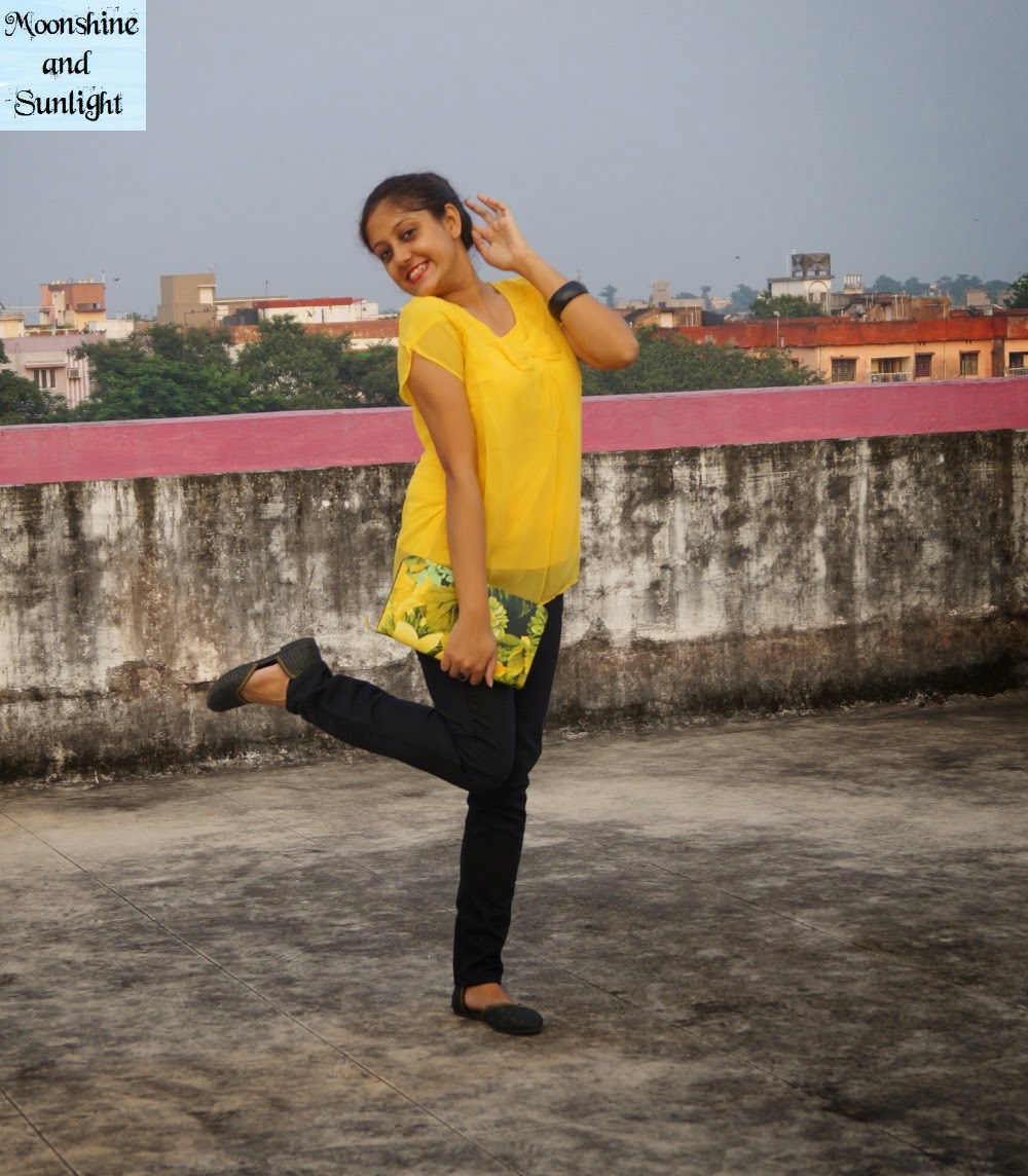 Indian fashion blog, kolkata : OOTD a little bit of sunshine  