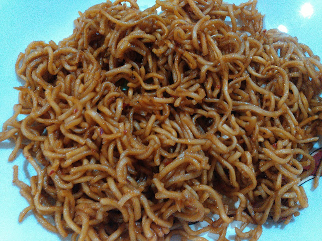 Maggi goreng @ Megi goreng Mudah dan sedap
