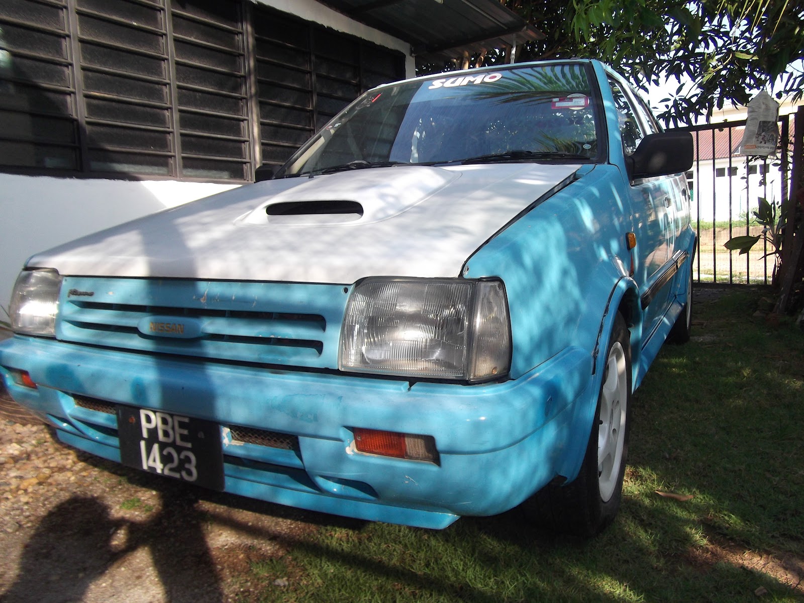 Nissan march k10