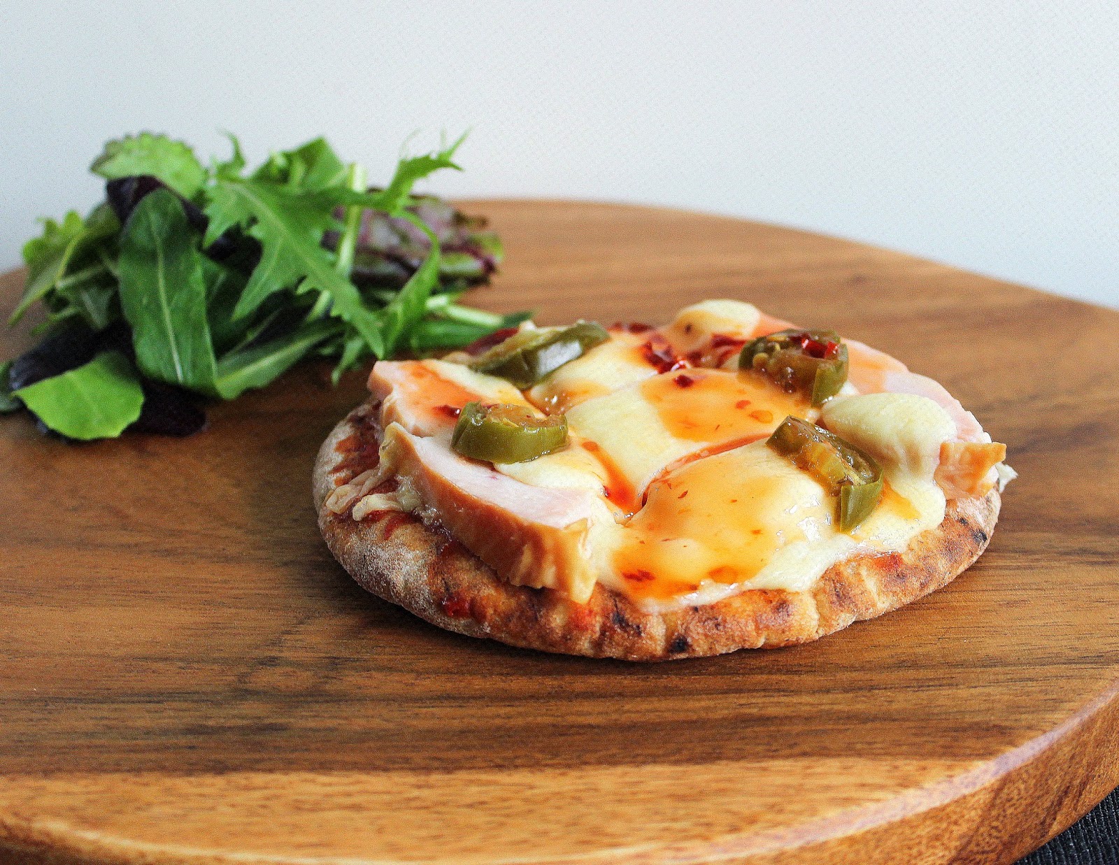 PicNic Chili Chicken Pita Bread Pizzas