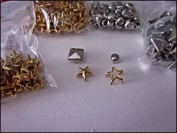 DIY: decora tus manoletinas con tachuelas