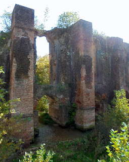 το Ρωμαϊκό Υδραγωγείο της Νικόπολης στο ύψος του Αγίου Γεωργίου Πρέβεζας