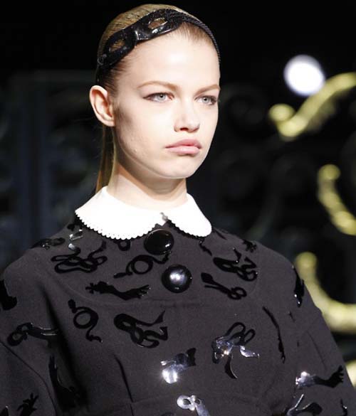 Cinema Connection--1930s Inspired Peter Pan Collar Trend for Fall ...
