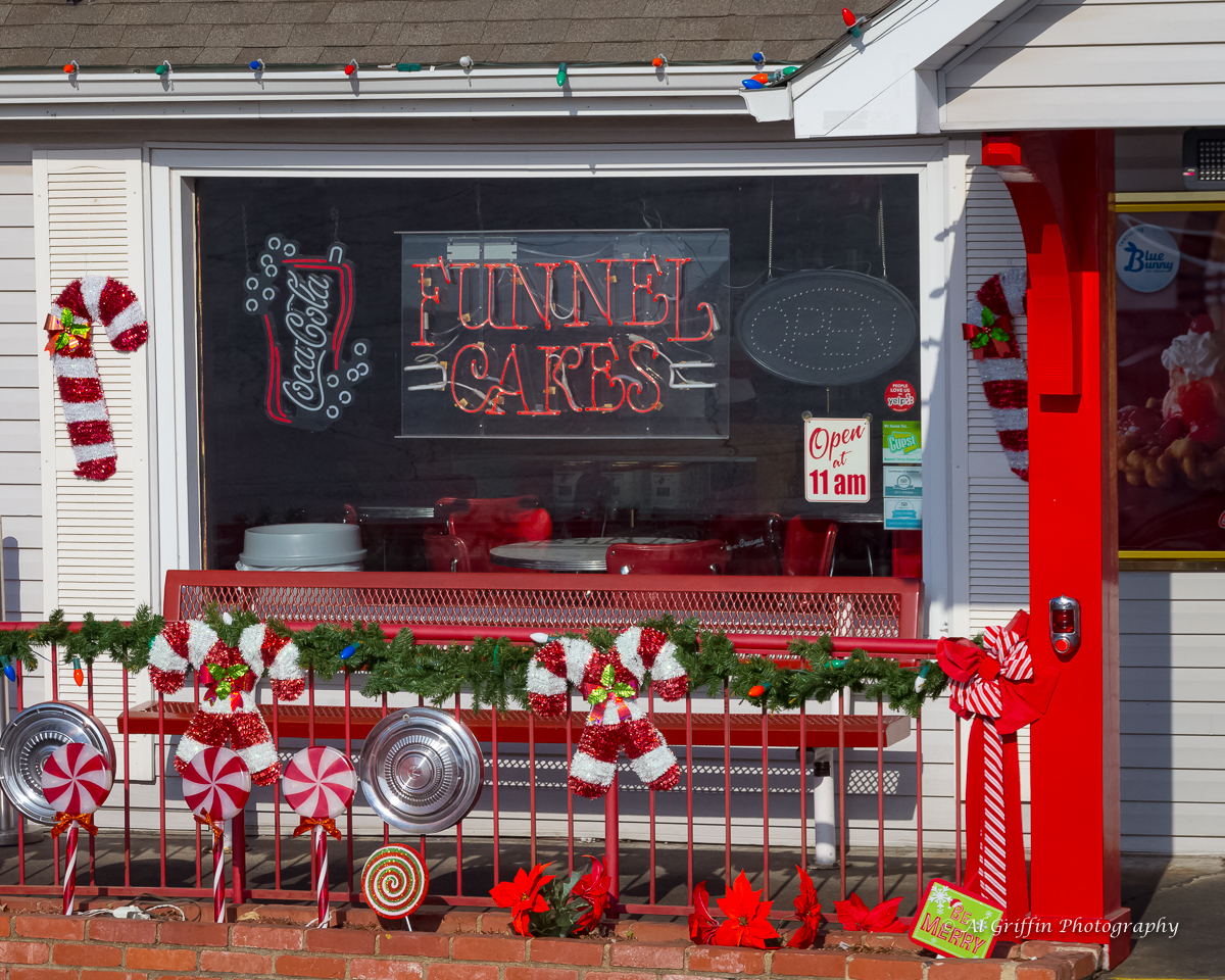 Our Eyes Upon Missouri Cakes and Creams 50s Diner, Branson, MO