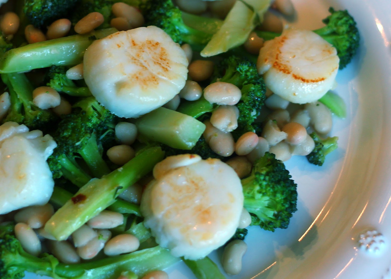 Confections from the Cody Kitchen Seared Scallops with Broccoli and Beans