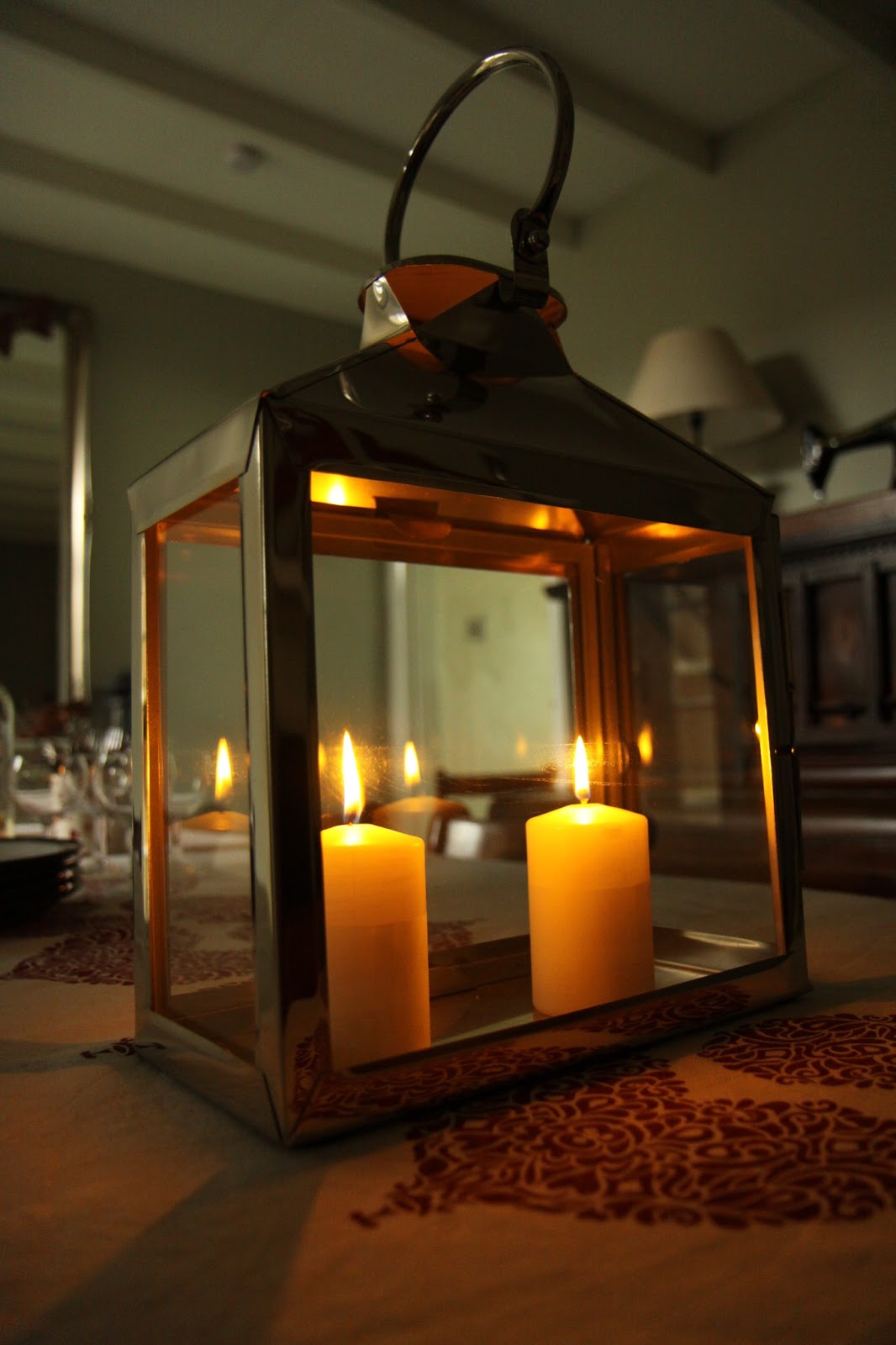 Modern Country Style How To Create A Stunning Dining Room Using Candles