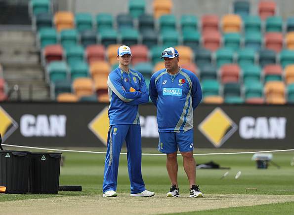 Many coaches around the Australian cricket team Ian Healy Many coaches around the Australian cricket team Ian Healy