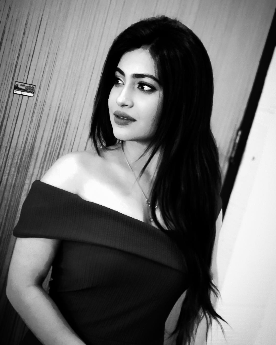 1080px x 1349px - Beautiful bengali television actress Jasmine Roy hot photos ...