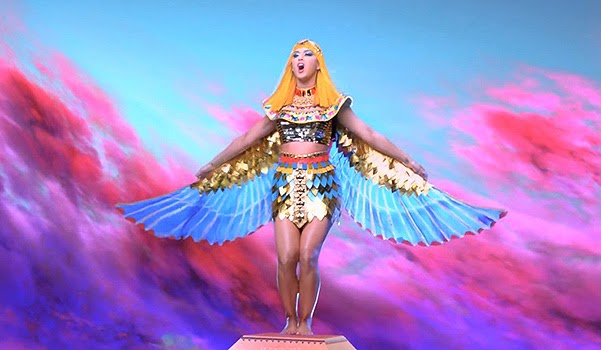 Egyptian Queen: Katy Perry video for new song Dark Horse - news-4y