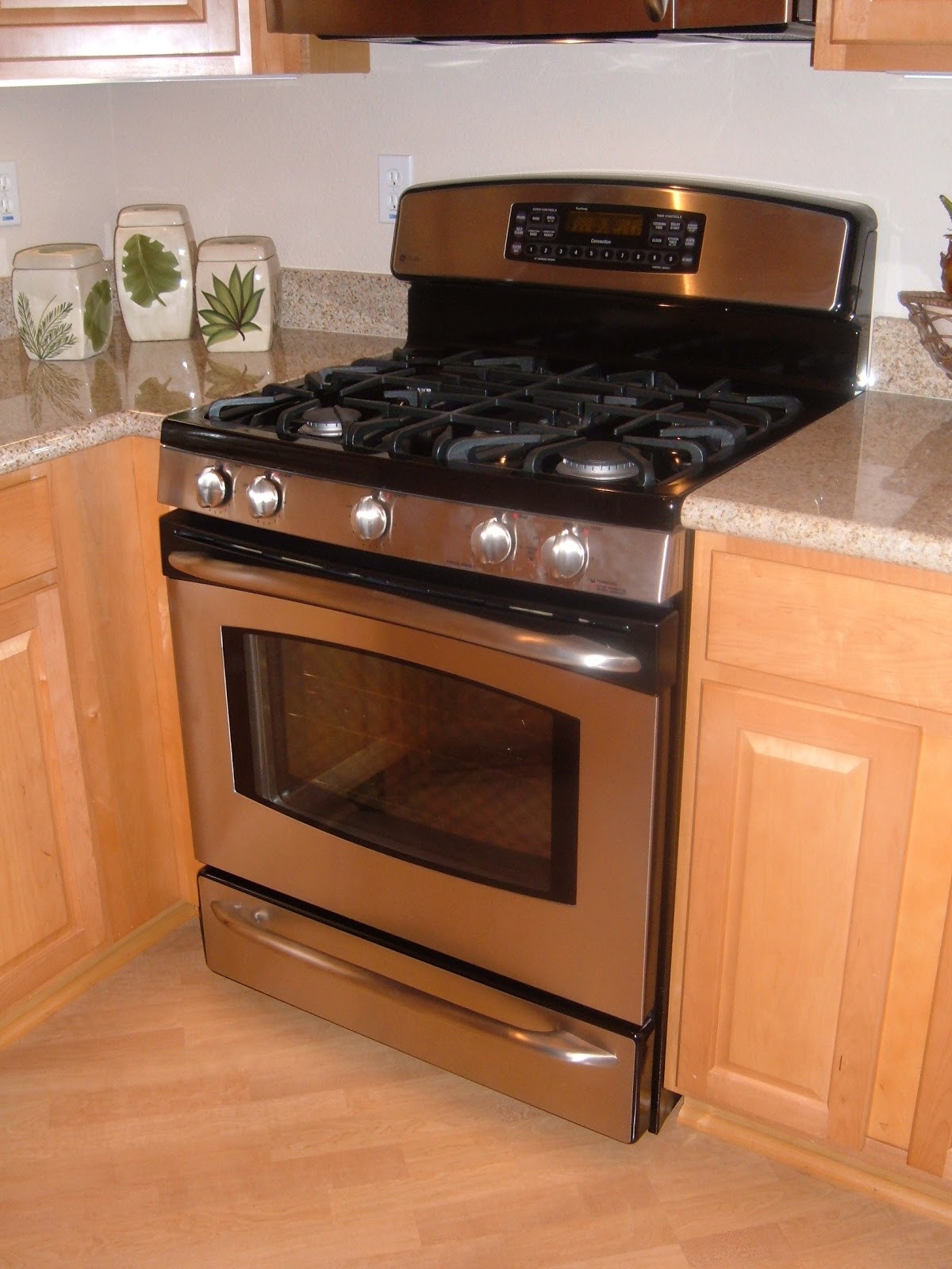 How to Maintenance the Stove kitchen set design layout tips