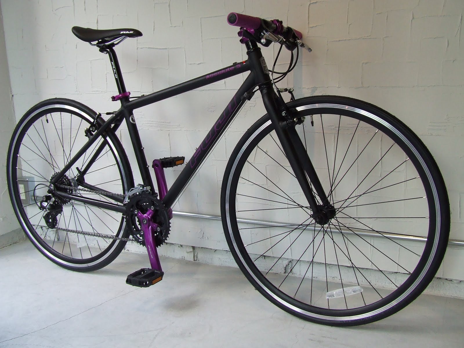 よしっぺ FUJI Absolute フジ　アブソリュート　クロスバイク よしっぺ FUJI Absolute フジ アブソリュート クロスバイク よしっぺ