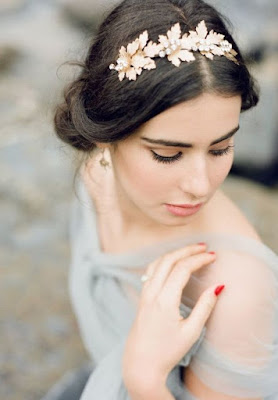 √ 37 Model Rambut Wisuda untuk Rambut Pendek yang Cantik dan Energik