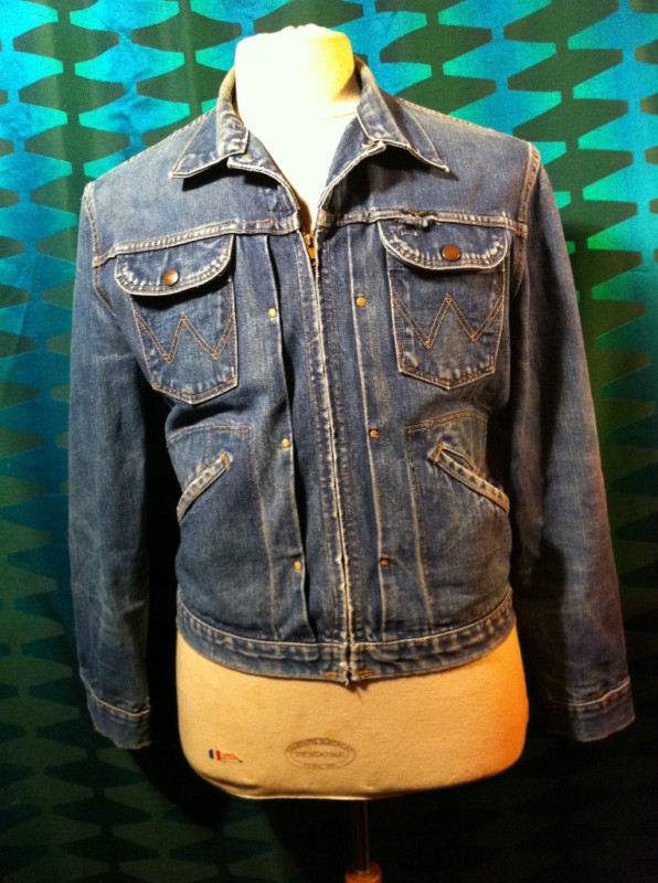VINTAGE AMERICANA TOGGERY: Vintage 60's WRANGLER Sanforized Denim Jackets