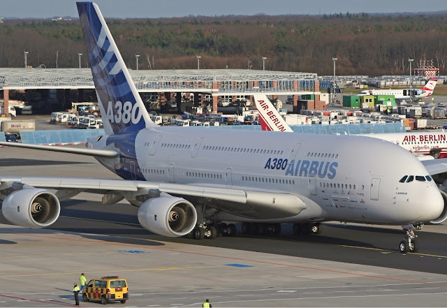 Airbus A380-800 Original Livery