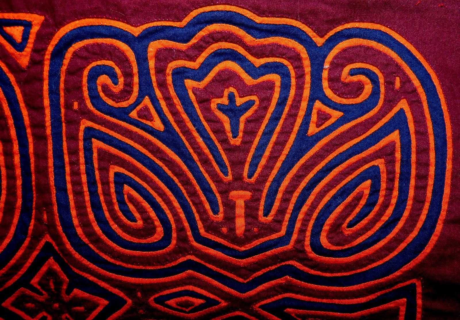 APPLIQUE ON THE GO: Mola, (Three Colors)