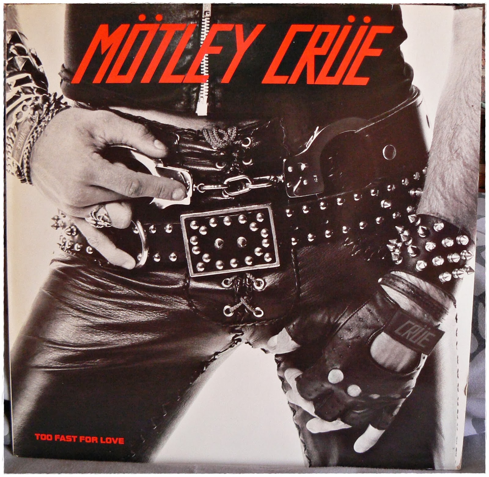 ZEPPELIN ROCK Mötley Crüe Too fast for love (1982) Crítica reseña y Full Album