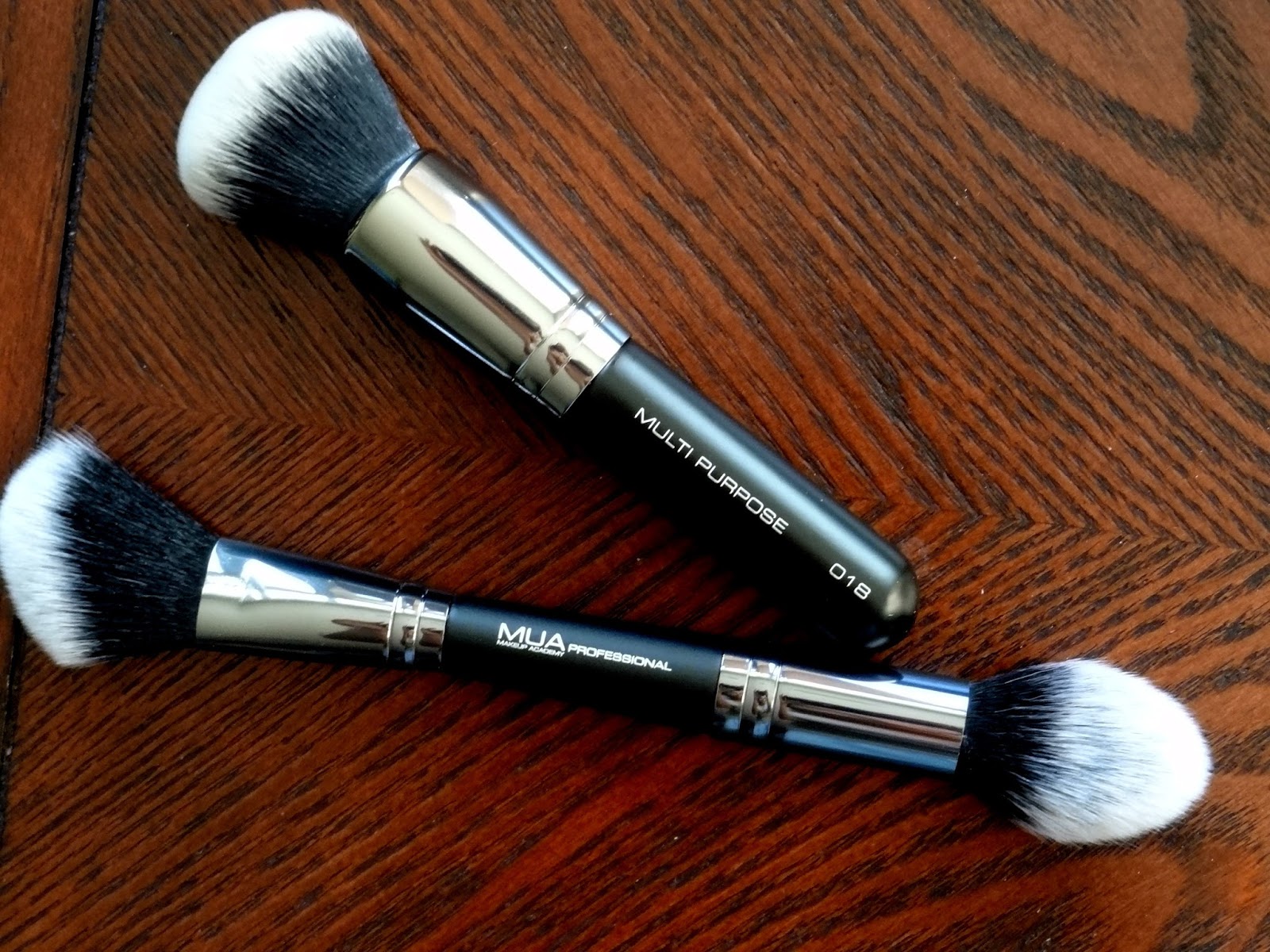 Makeup, Beauty and More MUA Pro Makeup Brushes