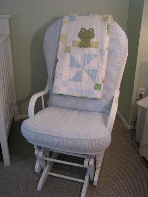 Tutorial: Recover nursery rocker cushions В· Sewing | CraftGossip.com