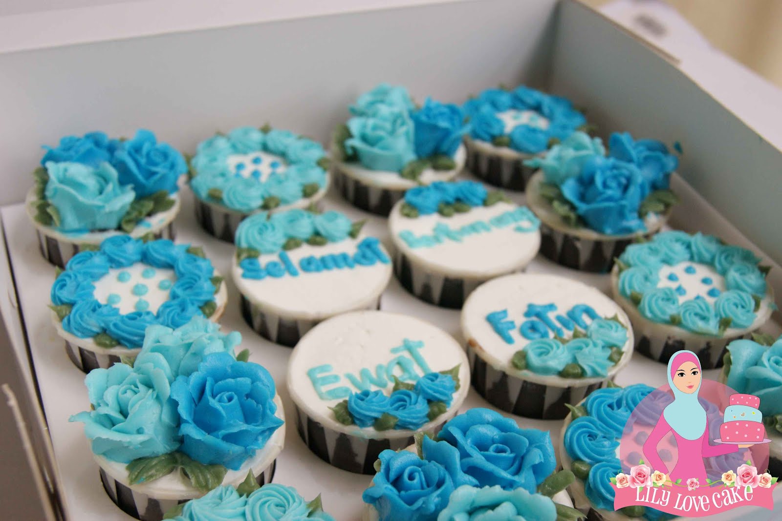 Cupcake Hantaran Buttercream Lily Love Cake