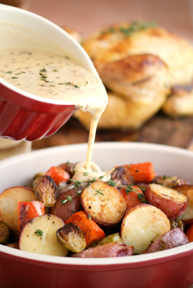 Roasted Chicken and Vegetables with Mustard-Thyme Gravy | thetwobiteclub.com | #donatemeals #perduechicken #sponsored