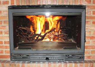 COMO LIMPIAR EL CRISTAL DE LA CHIMENEA O ESTUFA : Recetas de la Abuela