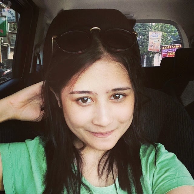 Biodata Prilly Latuconsina! Karier Moncer & Fakta Mengejutkan!
