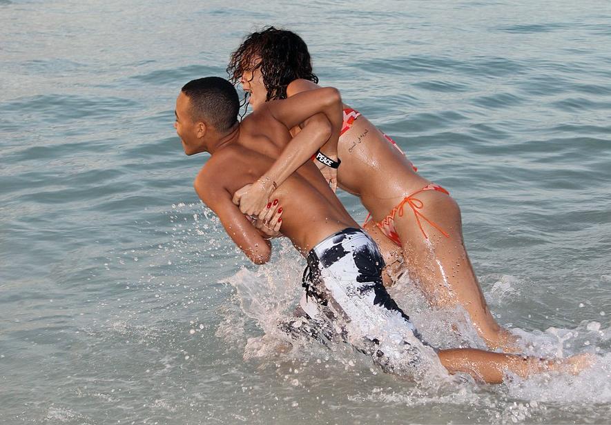 Rihanna Enjoying Holiday Time at Beach