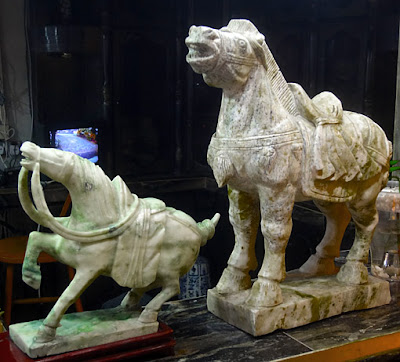 White nephrite horses White nephrite horses for home decoration