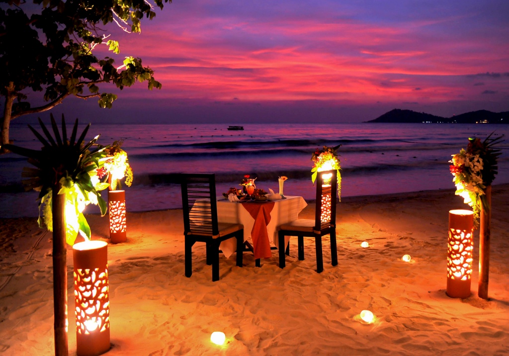 Most Romantic-Dinner at Beach X-Large Collection Life Time Photography