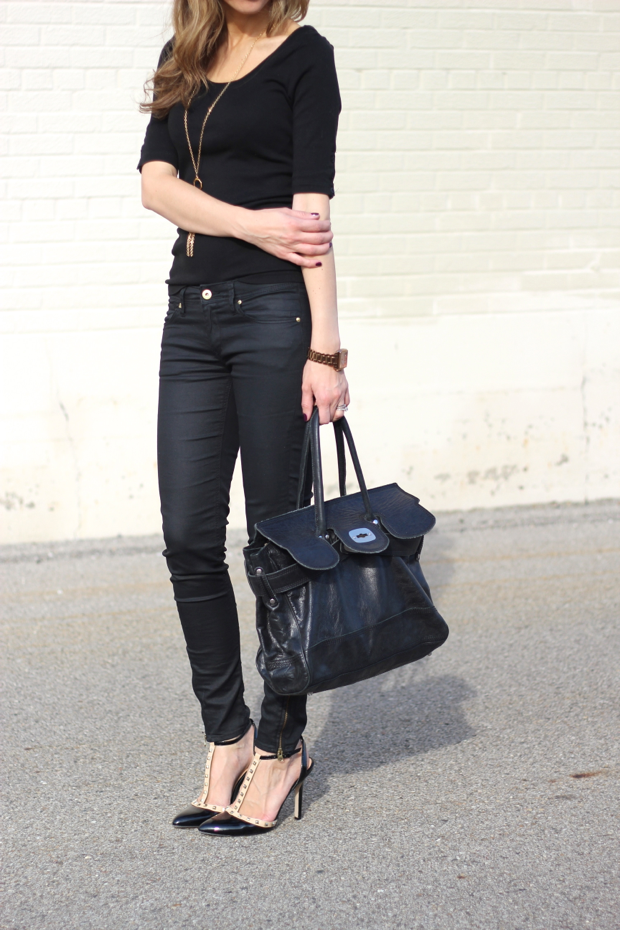 simple in black - Lilly Style
