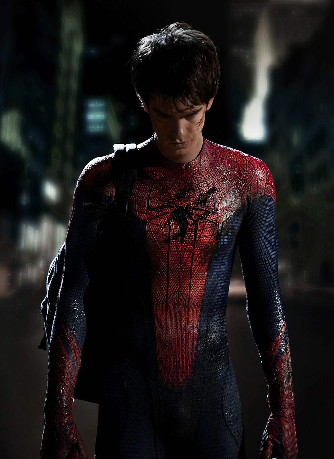 http://3.bp.blogspot.com/-gUA_dXtBgiA/T3HjXifduaI/AAAAAAAABTQ/eUVwjUs2XMU/s1600/Andrew-Garfield-Spider-Man-costume.jpg